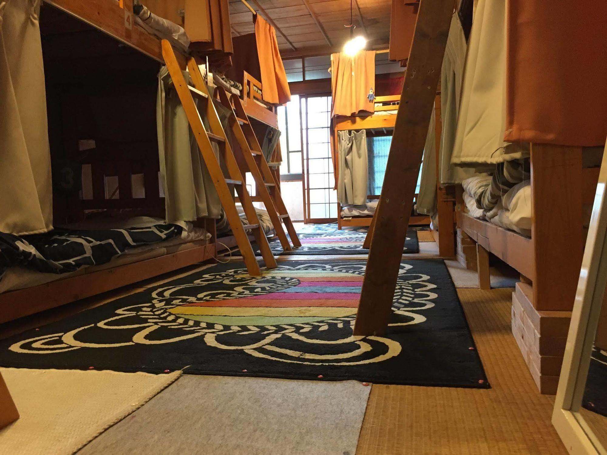 Guest House Koma Osaka Buitenkant foto