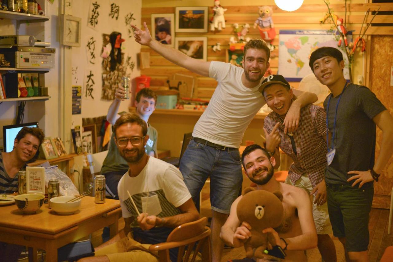 Guest House Koma Osaka Buitenkant foto